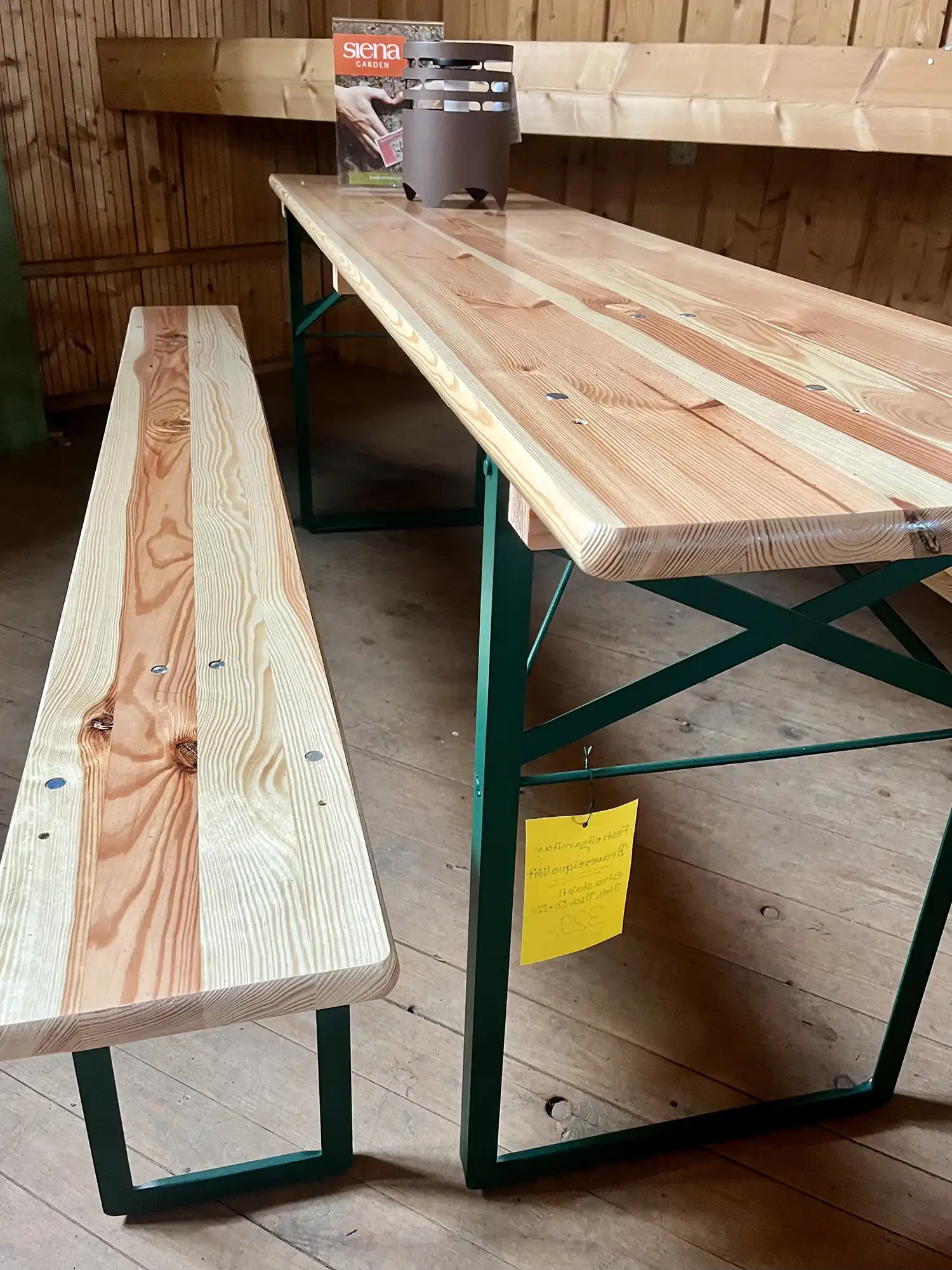 Biertischgarnitur bei Holz Steinsdorfer in Saulgrub nahe Murnau