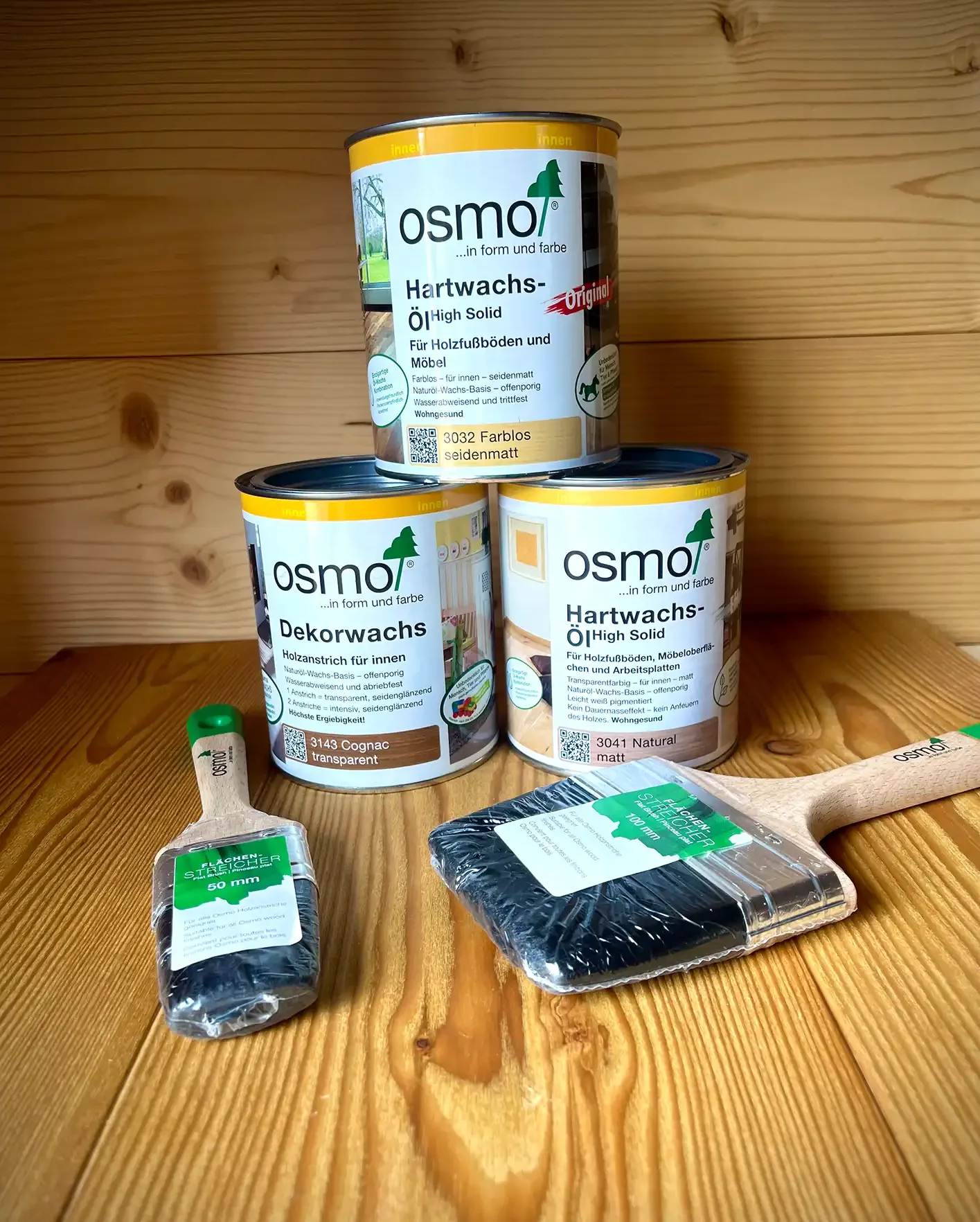 Dosen Pflegemittel für Bodenbeläge von unserer Marke Osmo bei Holz Steinsdorfer